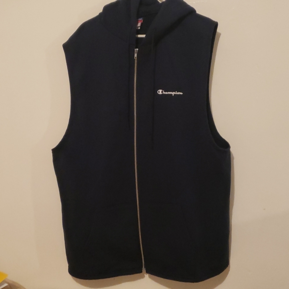 sleeveless sweater with hoodie